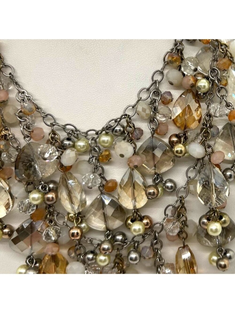 Ann Taylor Loft Bibbed Necklace Statement Glass, Faux Pearl Beads Silver-tone - Picture 6 of 10